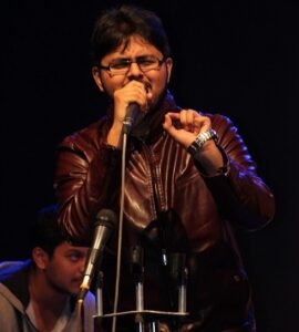 Abhishek-Saraph-Performing