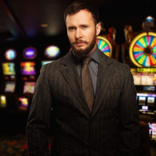 Fitted_Suit_Men_Casino